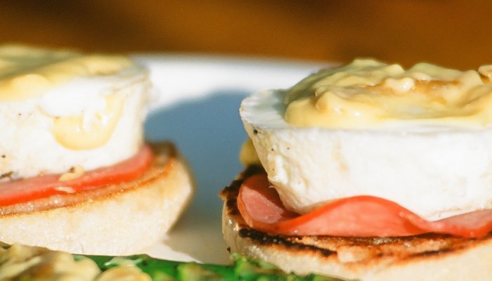 Eggs Benedict on the River