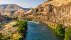 Deschutes river canyon