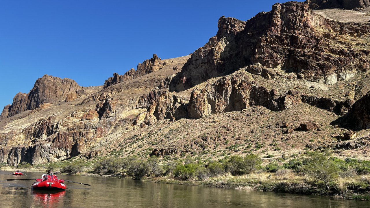 Multi-day rafting trips on the Owyhee River in Oregon