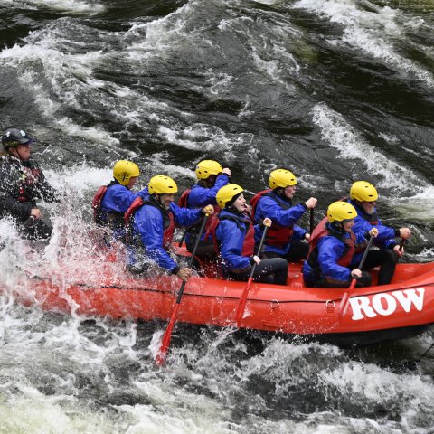 Rafting class IV rapids in Idaho
